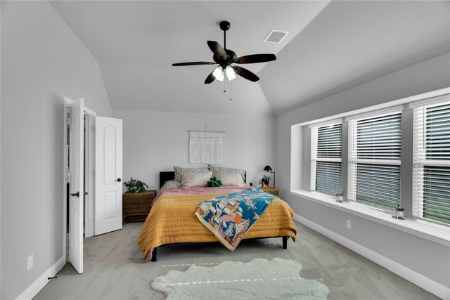 1621 Whispering Trail Drive, Waxahachie, TX 75165