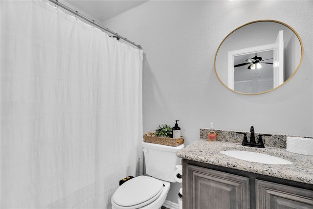 1621 Whispering Trail Drive, Waxahachie, TX 75165