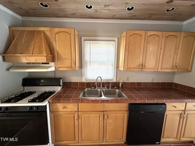 1213 Glynridge Street, Johnson City, TN 37601