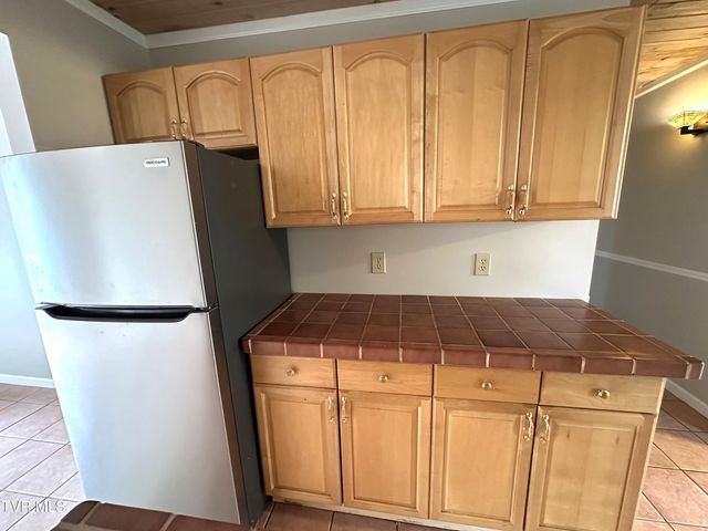 1213 Glynridge Street, Johnson City, TN 37601