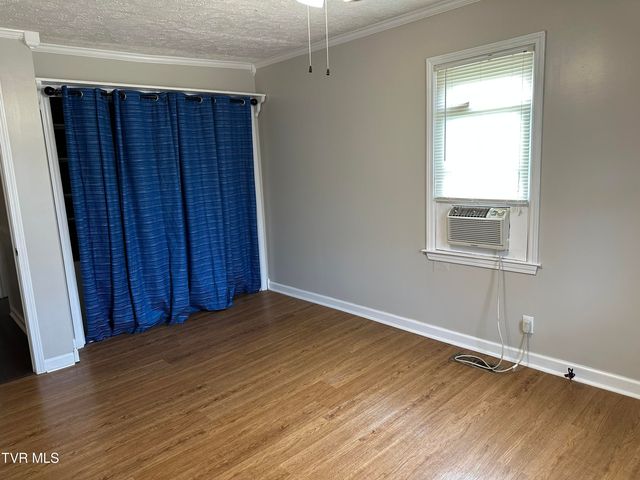 1213 Glynridge Street, Johnson City, TN 37601