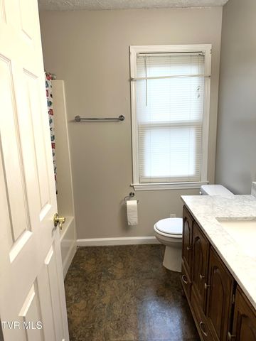 1213 Glynridge Street, Johnson City, TN 37601