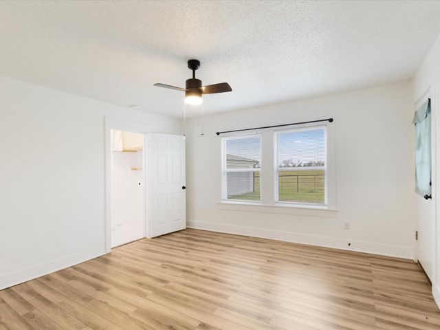 222 Barnes Bridge Road, Sunnyvale, TX 75182