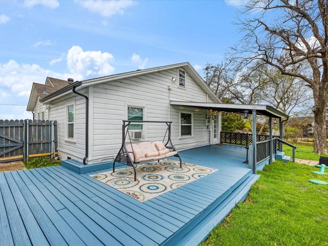 222 Barnes Bridge Road, Sunnyvale, TX 75182