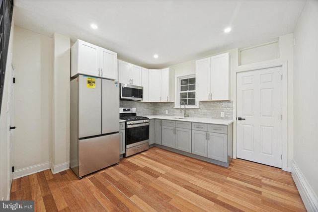723 SEARS ST, Philadelphia, PA 19147