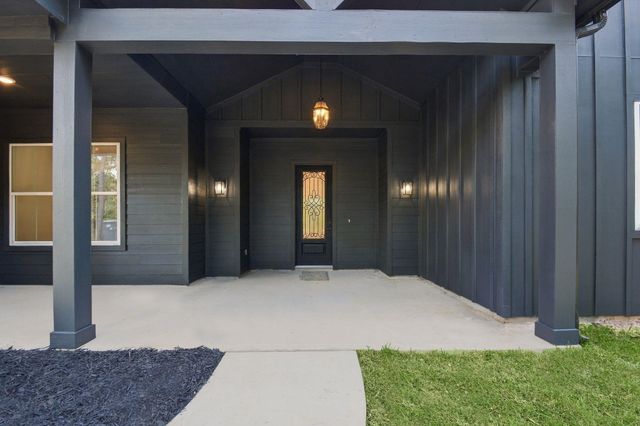 303 Pelican Street, Magnolia, TX 77355