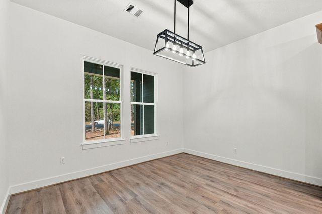 303 Pelican Street, Magnolia, TX 77355
