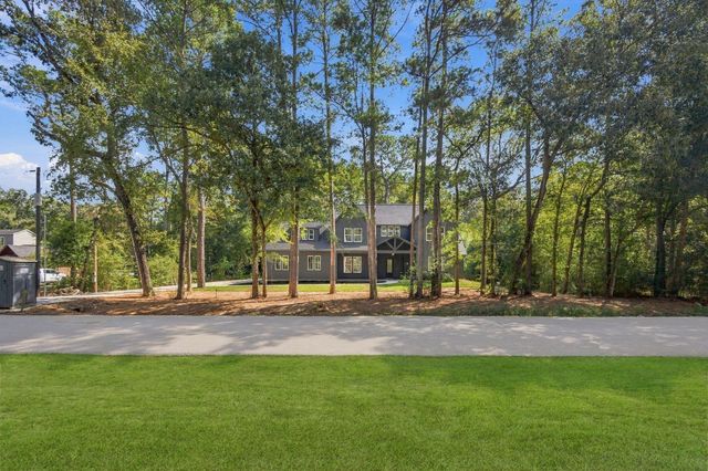 303 Pelican Street, Magnolia, TX 77355