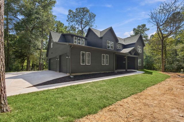303 Pelican Street, Magnolia, TX 77355