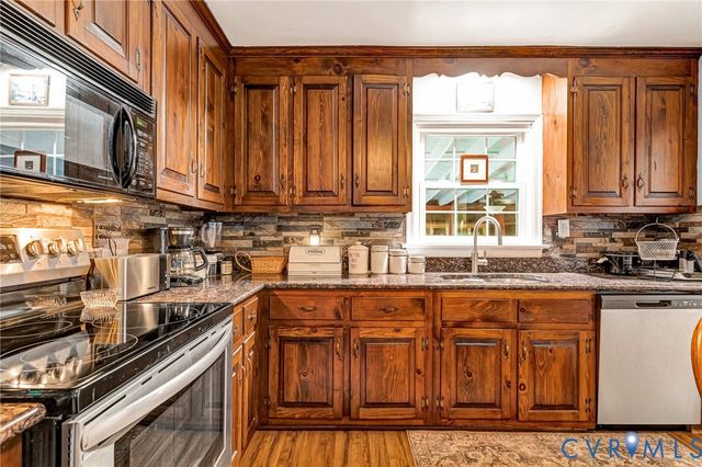 12237 Pinhook Rd, Rockville, VA 23146