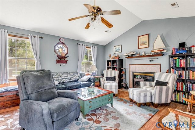 12237 Pinhook Rd, Rockville, VA 23146