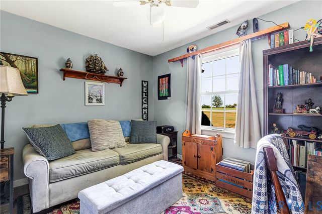 12237 Pinhook Rd, Rockville, VA 23146