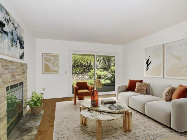 7301 Calle De Fuentes, Carlsbad, CA 92009