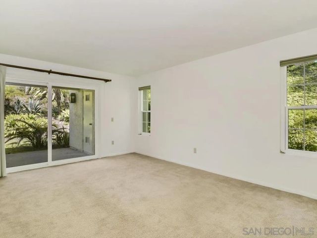 7301 Calle De Fuentes, Carlsbad, CA 92009