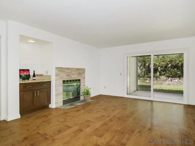 7301 Calle De Fuentes, Carlsbad, CA 92009