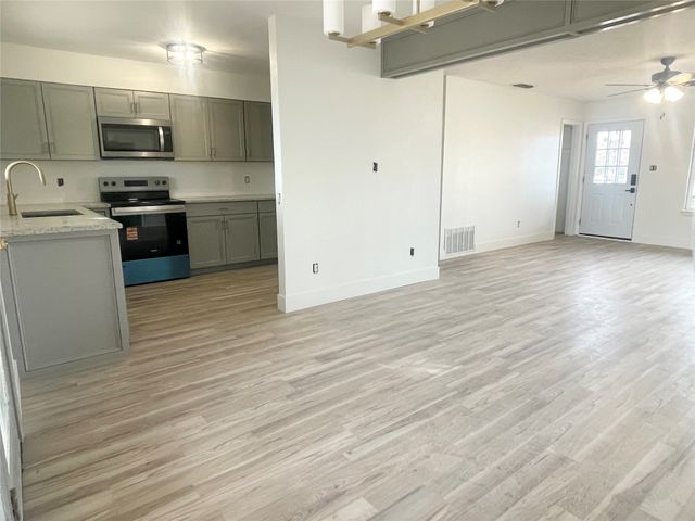 179 Oakland Street, Graham, TX 76450