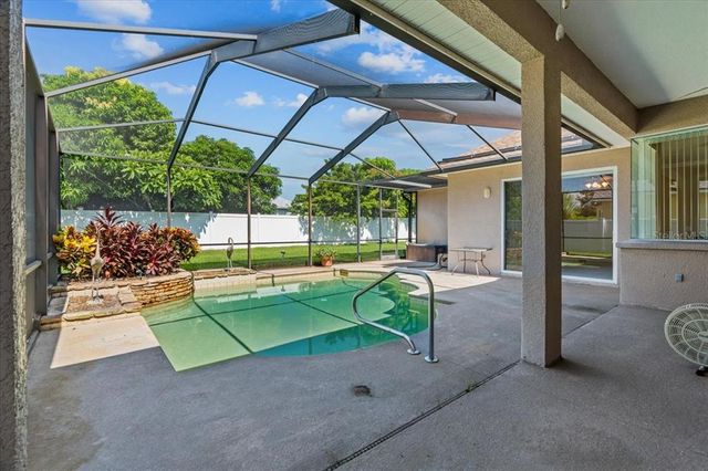 7352 BENT GRASS DRIVE, Winter Haven, FL 33884