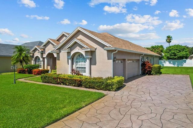 7352 BENT GRASS DRIVE, Winter Haven, FL 33884