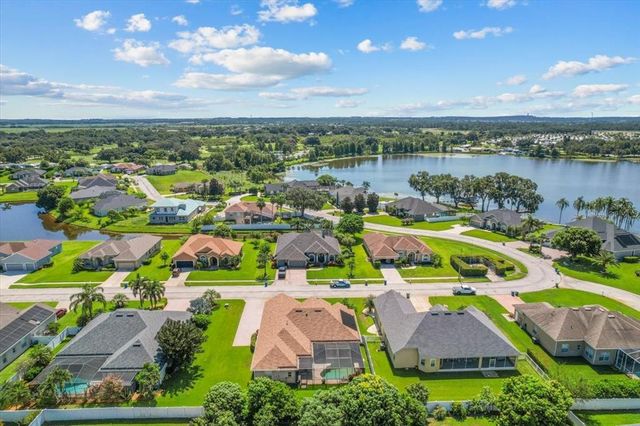 7352 BENT GRASS DRIVE, Winter Haven, FL 33884