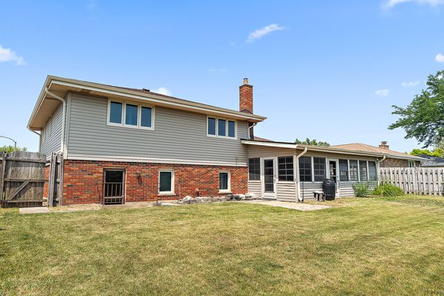 7617 Sycamore Drive, Orland Park, IL 60462