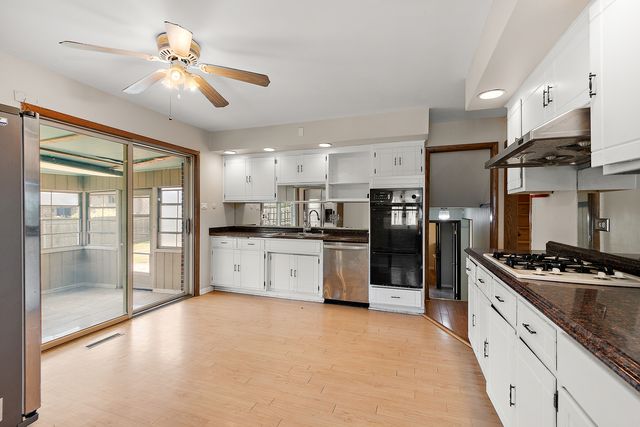 7617 Sycamore Drive, Orland Park, IL 60462