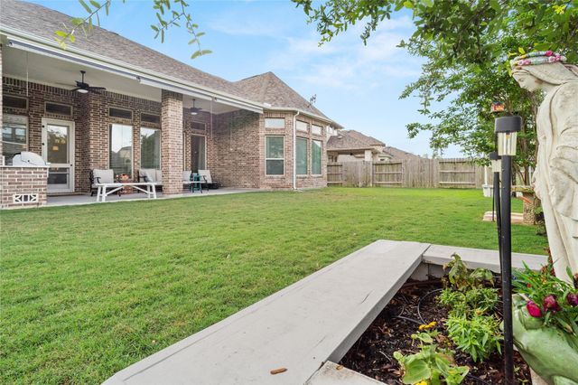 17362 Camillia Trail, Conroe, TX 77302