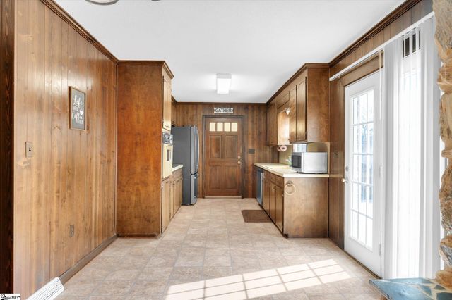 2114 Karen Lane, Anderson, SC 29626