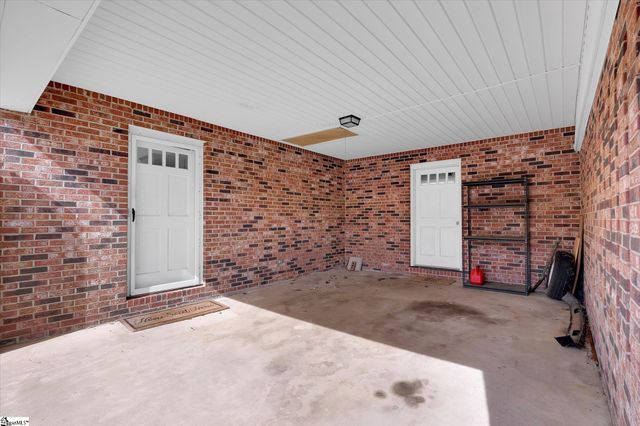 2114 Karen Lane, Anderson, SC 29626
