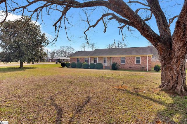 2114 Karen Lane, Anderson, SC 29626