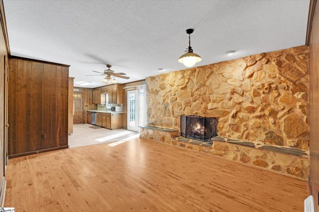 2114 Karen Lane, Anderson, SC 29626