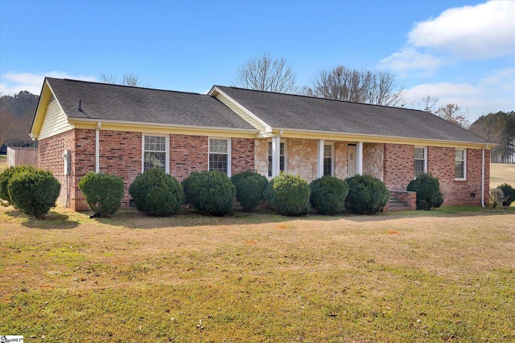2114 Karen Lane, Anderson, SC 29626