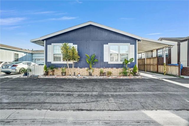 9080 Bloomfield 137, Cypress, CA 90630