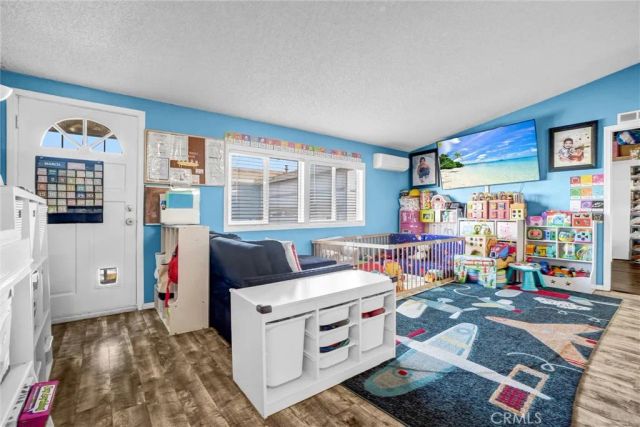 9080 Bloomfield 137, Cypress, CA 90630