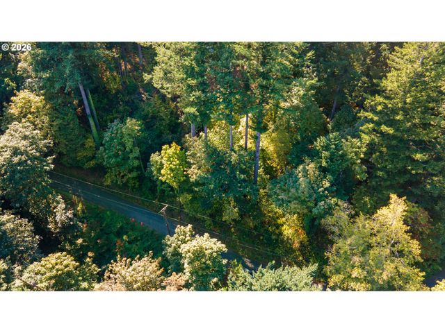 841 W NW GREENLEAF Rd, Portland, OR 97229