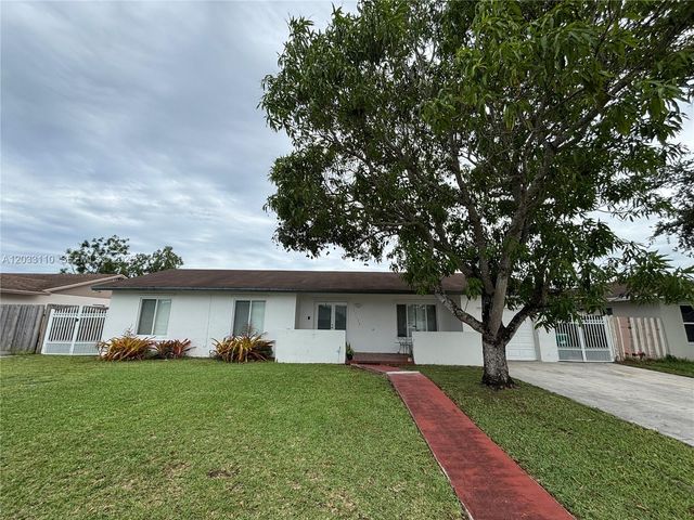 11104 SW 155th Terrace, Miami, FL 33157