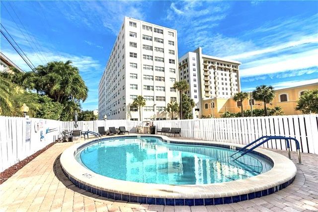 2555 NE 11th Street 104, Fort Lauderdale, FL 33304