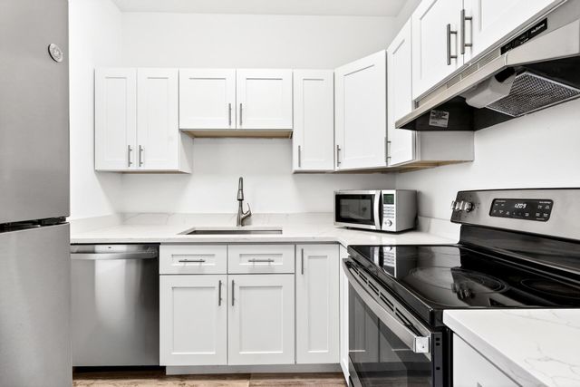 2555 NE 11th Street 104, Fort Lauderdale, FL 33304