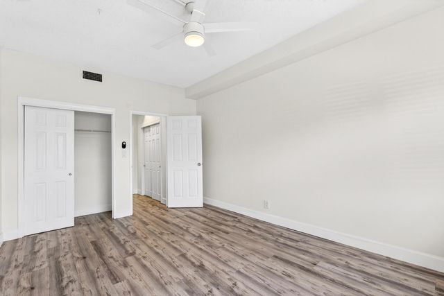 2555 NE 11th Street 104, Fort Lauderdale, FL 33304