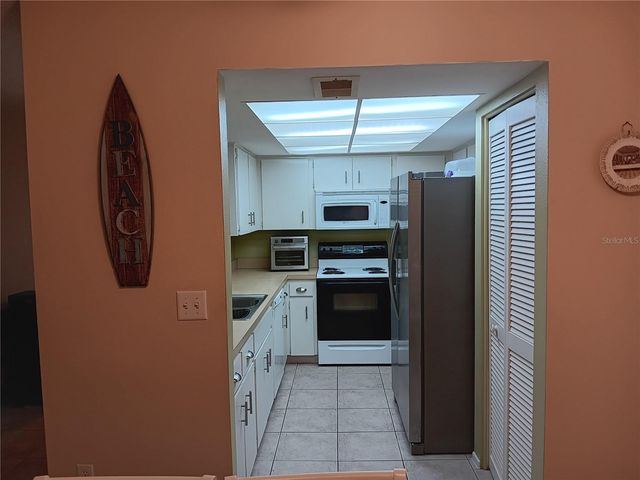 8150 BRADDOCK CIRCLE 3, Port Richey, FL 34668