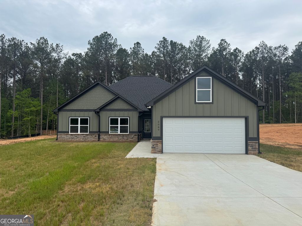2089 N Hicks Road, Toccoa, GA 30577 — exterior