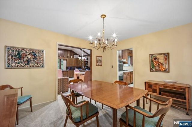 19 Bear Brook Lane, Livingston, NJ 07039