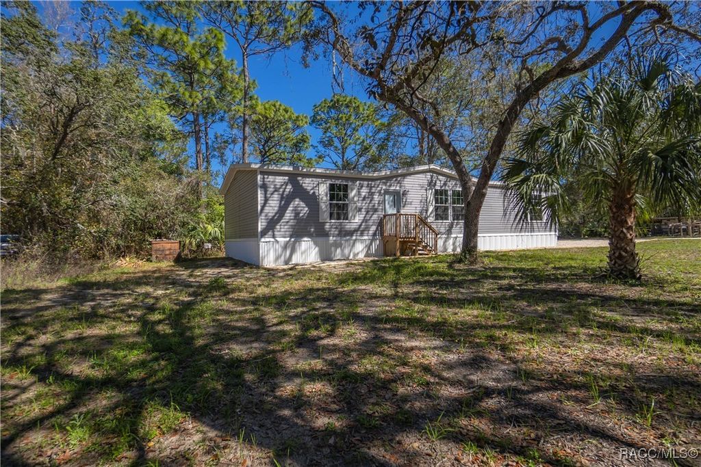3827 W Whippoorwill Street, Lecanto, FL 34461