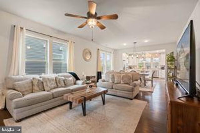 6425 HIBISCUS PATH TER, Haymarket, VA 20169