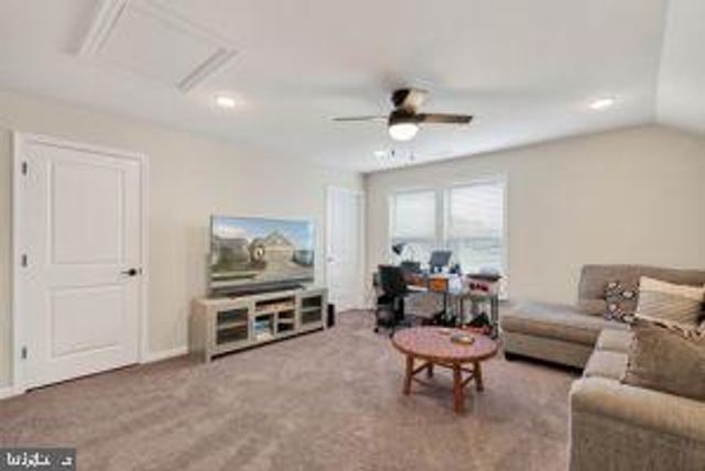 6425 HIBISCUS PATH TER, Haymarket, VA 20169