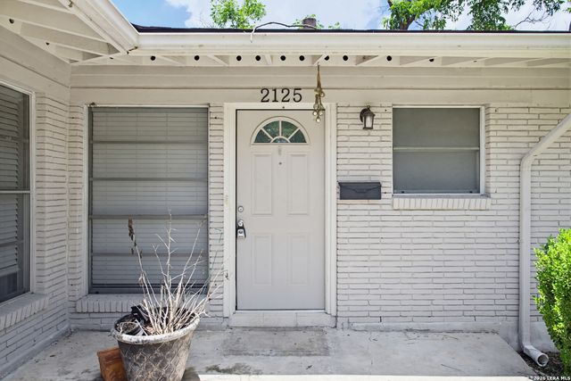 2125 E Lawndale Dr, San Antonio, TX 78209