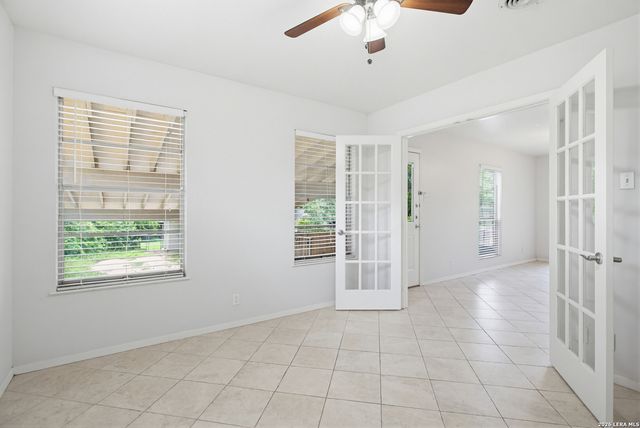 2125 E Lawndale Dr, San Antonio, TX 78209