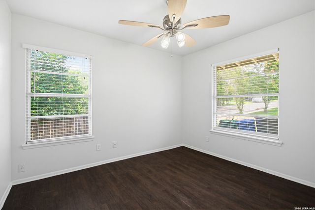 2125 E Lawndale Dr, San Antonio, TX 78209