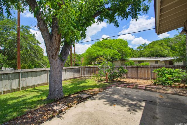 2125 E Lawndale Dr, San Antonio, TX 78209