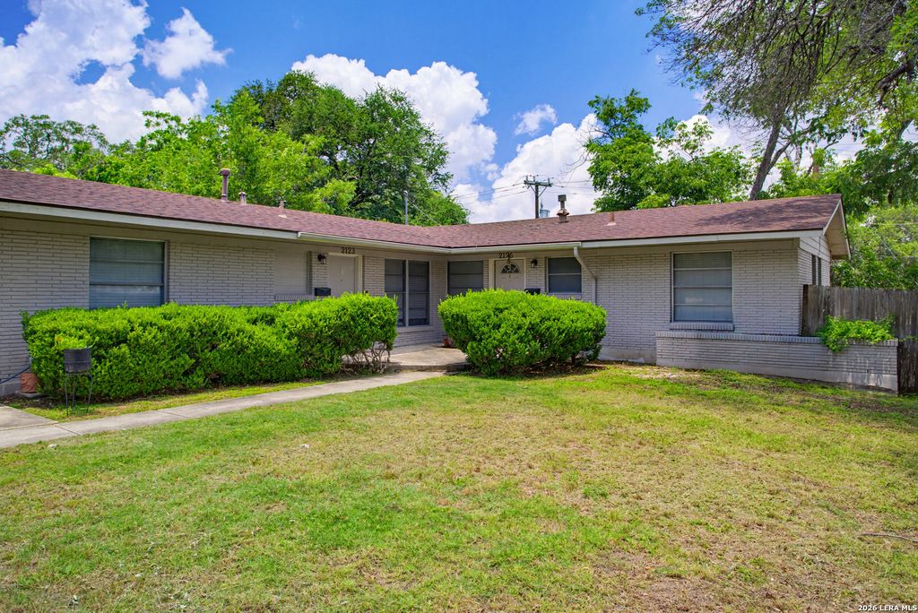2125 E Lawndale Dr, San Antonio, TX 78209