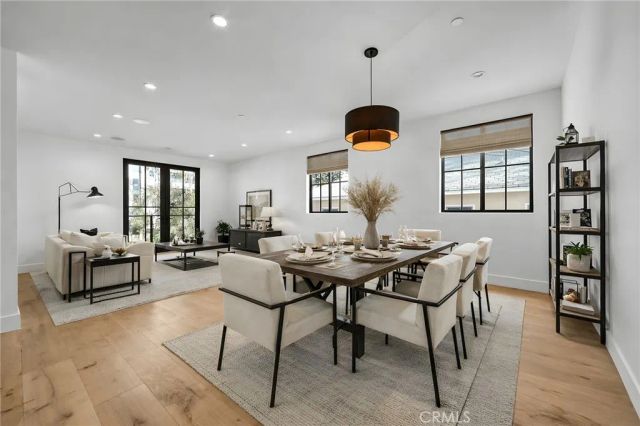 10352 Riverside Drive 203A, Toluca Lake, CA 91602